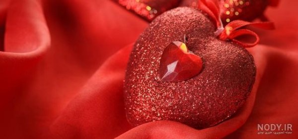  عکس قلب رمانتیک برای بک گراند