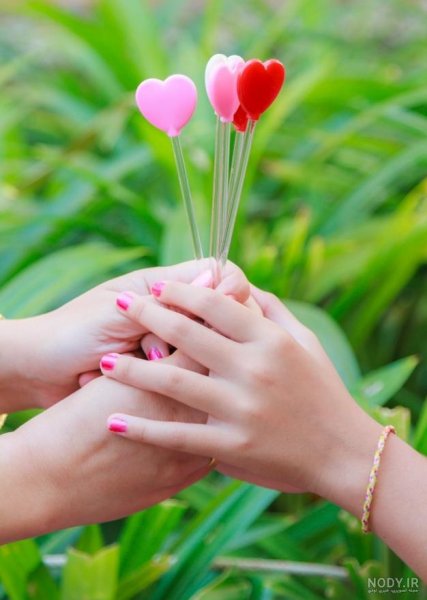  عکس قلب رمانتیک برای بک گراند