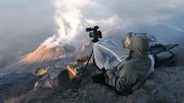  عکس دهانه آتشفشان فعال