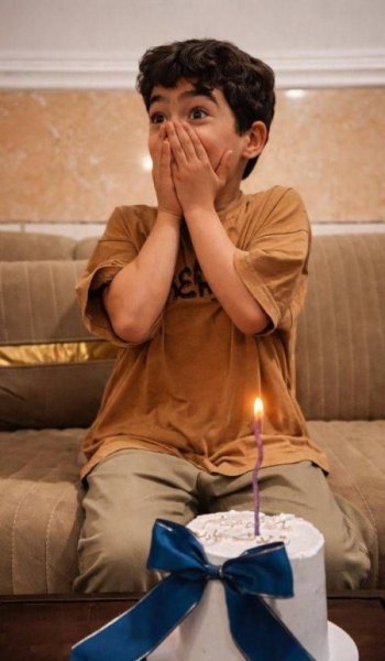  دانلود بک گراند غمگین جدید