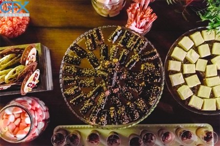  بک گراند شیرینی های توپی رنگارنگ برای کامپیوتر