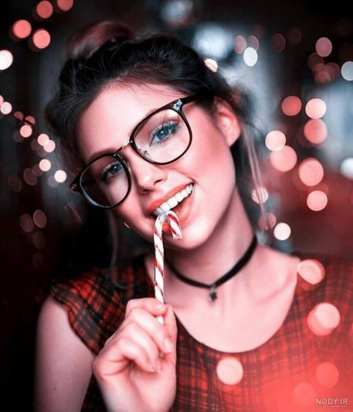  تصویر زمینه آبنبات های رنگی قلبی شکل با کیفیت