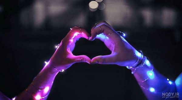 بک گراند عاشقانه دو نفره برای لپ تاپ 2026