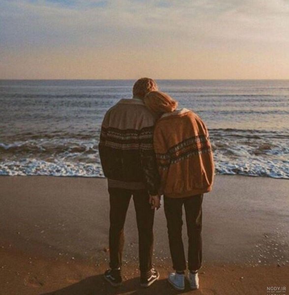  عکس زن و مرد کنار ساحل