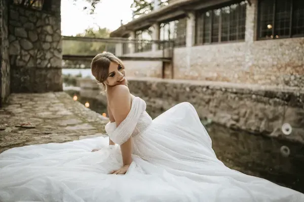  عکس عروس تنها عاشقانه