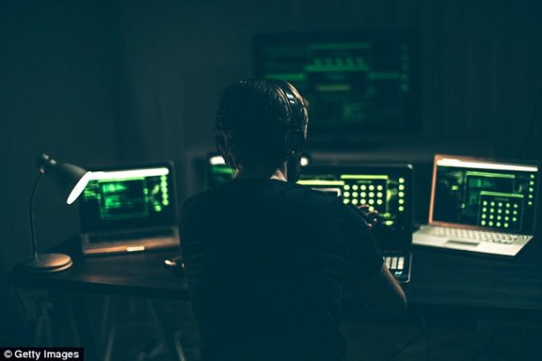  پروفایل برنامه نویسی دخترانه