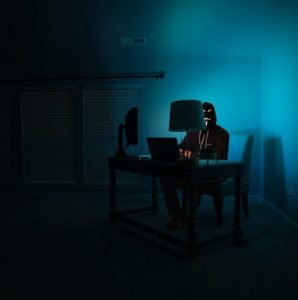  پروفایل برنامه نویسی دخترانه