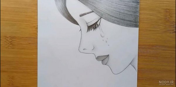  دانلود عکس نقاشی نیم رخ دختر
