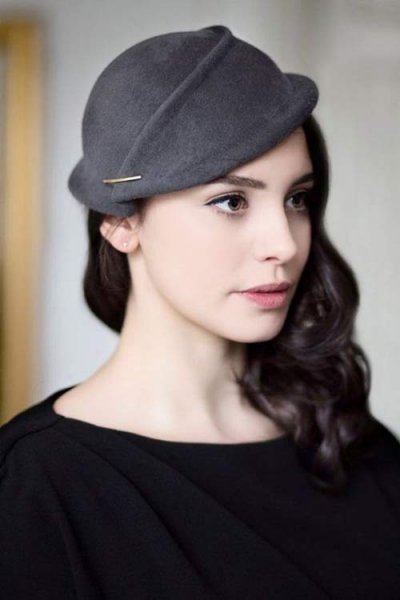  عکس پس زمینه خاص دختر با کلاه