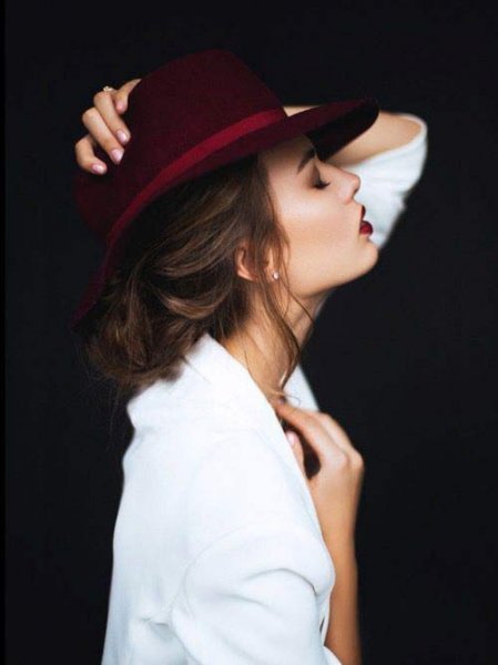  عکس پس زمینه خاص دختر با کلاه