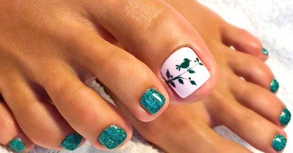  عکس طراحی ناخن پا تابستانی