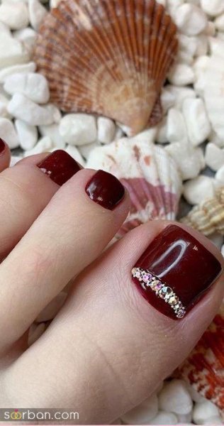  طراحی ناخن پا ساده و شیک سفید