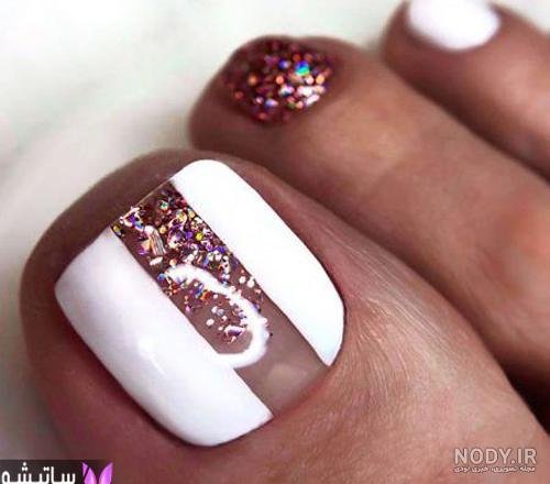  طراحی ناخن پا ساده و شیک دخترانه