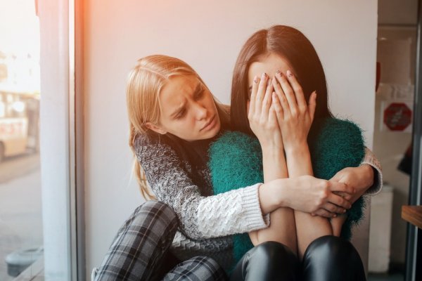  عکس غمگین گریه کردن و اشک ریختن دختر