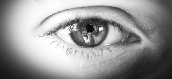  عکس چشم فیک برای پروفایل پسرانه