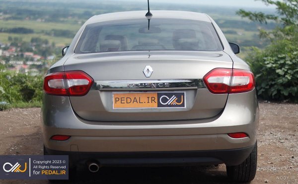  دانلود عکس های ماشین رنو فلوئنس Fluence