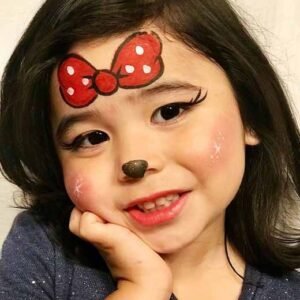 نقاشی روی صورت کودکان ساده