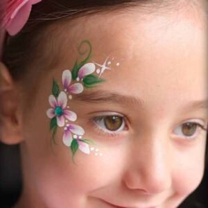 نقاشی روی صورت کودکان ساده
