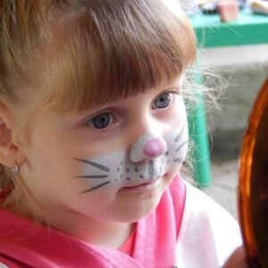  نقاشی روی صورت دخترانه