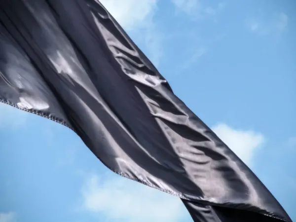  دانلود عکس پروفایل پرچم مشکی