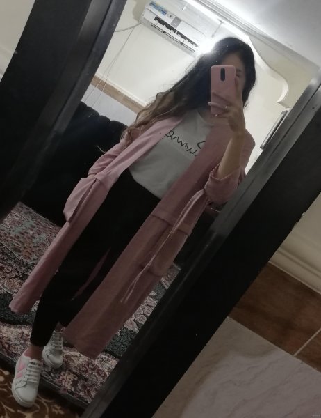  عکس دخترونه از پشت در آینه بدون چهره