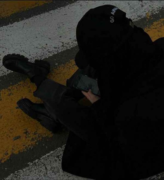  عکس پروفایل بدون چهره از پشت دخترانه