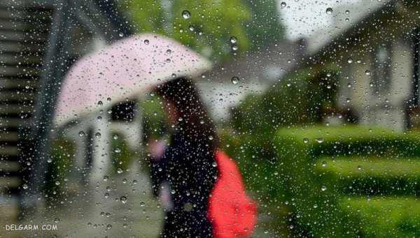  عکس دختر تنها در باران برای پروفایل