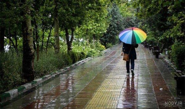 عکس دختر زیر باران غمگین