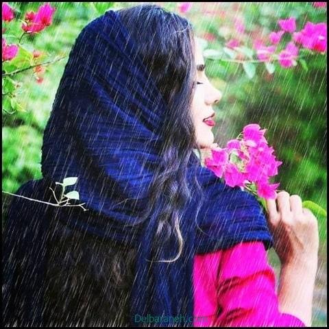  عکس دختر تنها در باران با متن