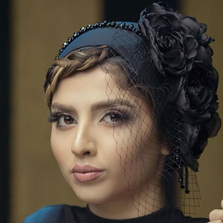 عکس کلاه مجلسی زنانه با حجاب