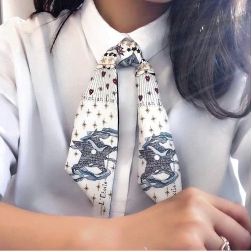  عکس دستمال گردن زنانه پلیسه