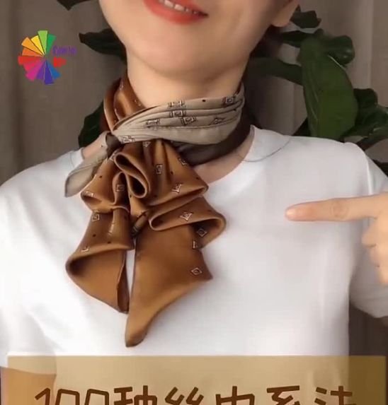  عکس دستمال گردن زنانه با کت