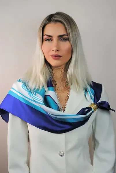  عکس استایل با دستمال گردن زنانه