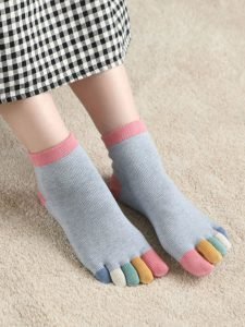  عکس جوراب زنانه جدید
