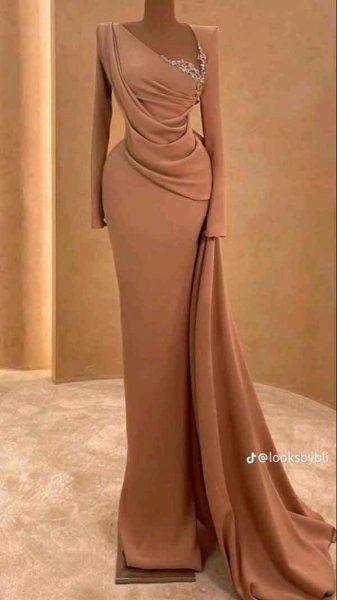  عکس لباس مجلسی زنانه برای عروسی