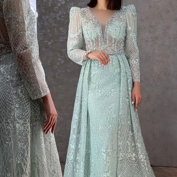 عکس لباس عروس پرنسسی رنگی
