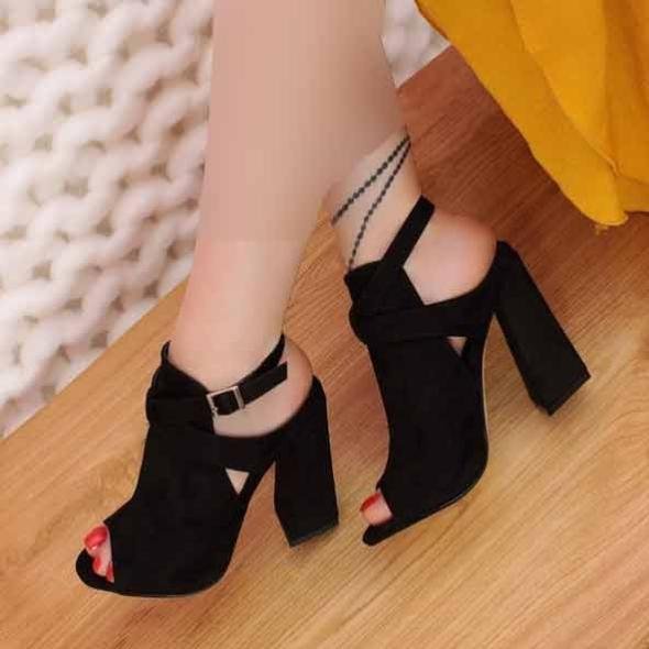 عکس کفش پاشنه بلند بسیار زیبا