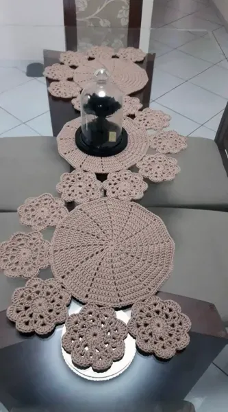 عکس رومیزی بافتنی شیک و لاکچری