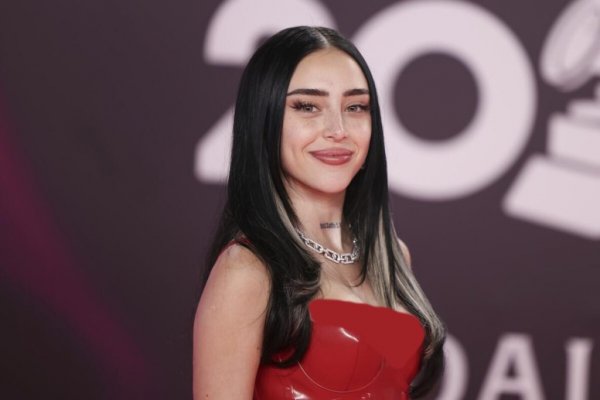  عکس نیکی نیکول دوست دختر یامال