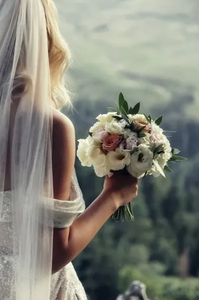عکس عروس تکی اسپرت