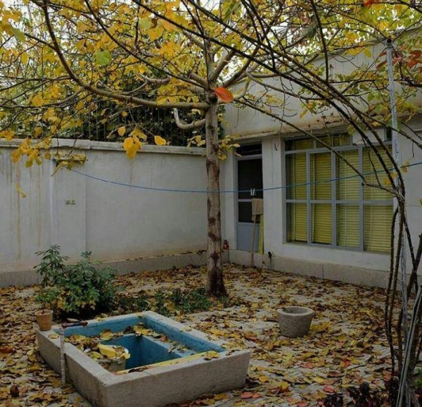  عکس حیاط قدیمی با حوض