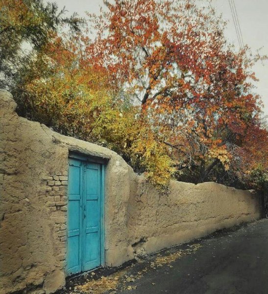  عکس حیاط قدیمی با حوض