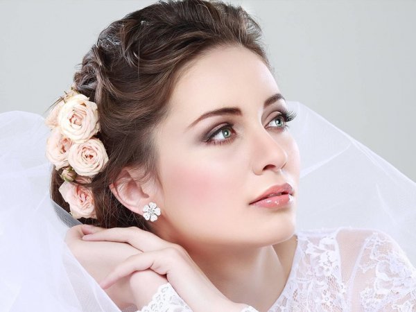  میکاپ لایت شاین عروس