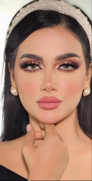  عکس میکاپ اسموکی عربی عروس