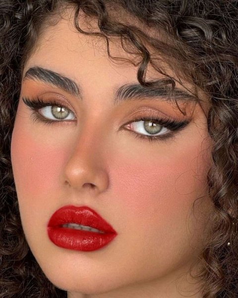  میکاپ عقد عروسکی