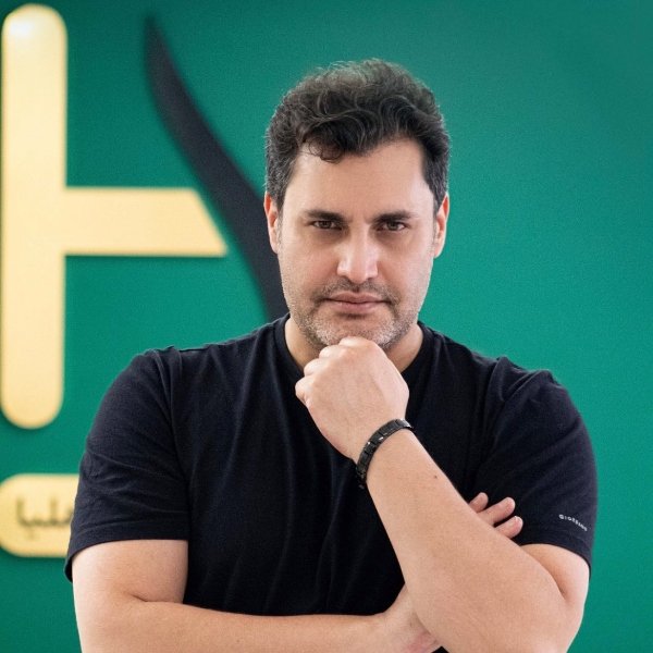 عکس مرد ۴۰ ساله ایرانی