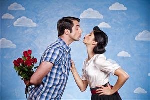  عکس بوسیدن لب عاشقانه
