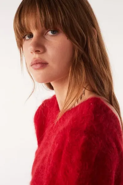  ژست عکس دخترانه سلفی نیمرخ