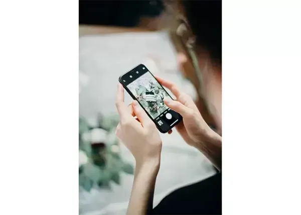ایده عکاسی از محصولات ارایشی با گوشی