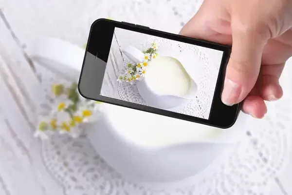 ایده عکاسی از محصولات ارایشی با گوشی